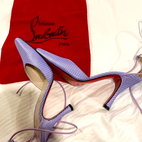 Christian Louboutin Shoes - 💥2 X HP💥CHRISTIAN LOUBOUTIN LAVENDER LACE UP